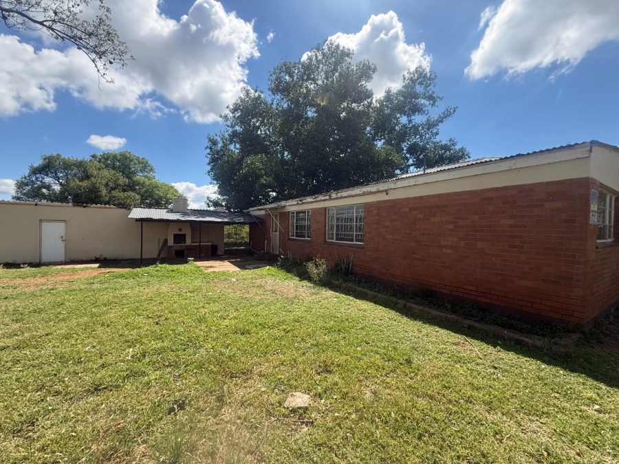 To Let 3 Bedroom Property for Rent in Zandfontein A H North West